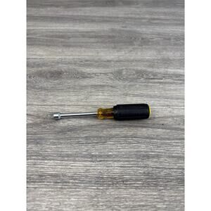Klein Tools 630-5/16 5/16-Inch Nut Driver 3-Inch Shaft Cushion Grip